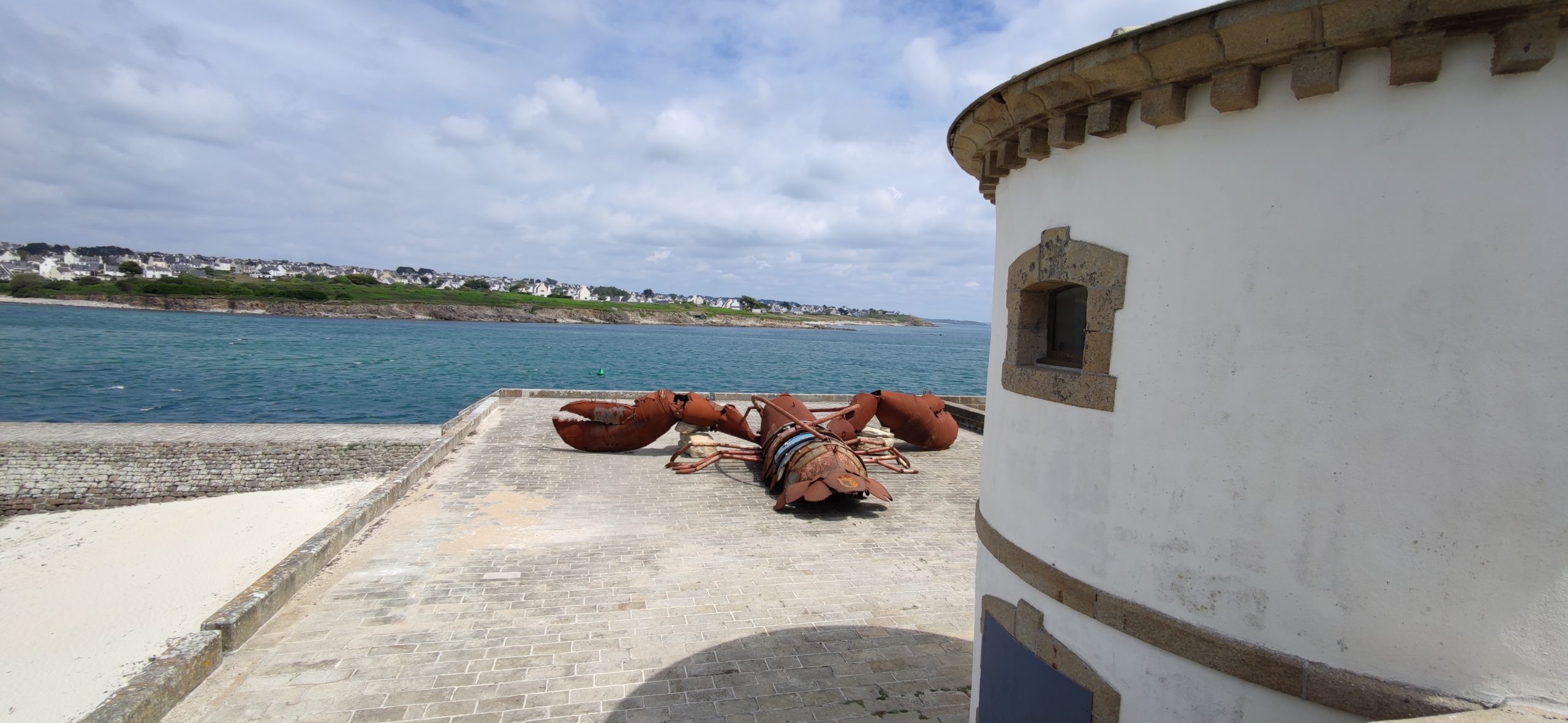 Homard géant à Audierne - Sculpture de Marc Morvan